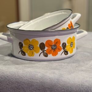Floral Enamel Cookware Set - White with Orange and Yellow Flowers